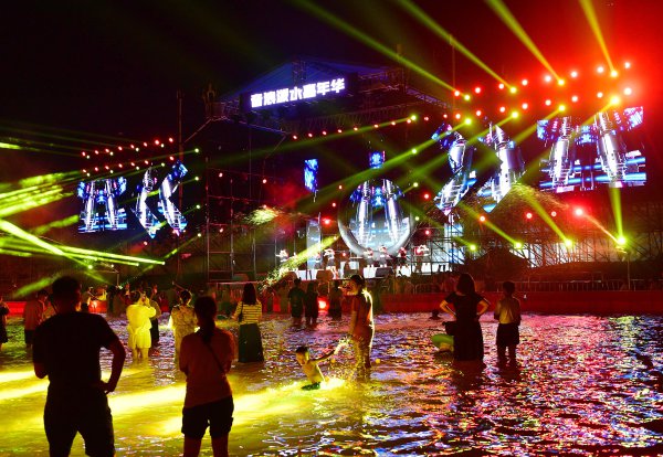 Wuhan Garden Expo Park puts on Music Wave Carnival | 武汉园博园开启音浪嘉年华