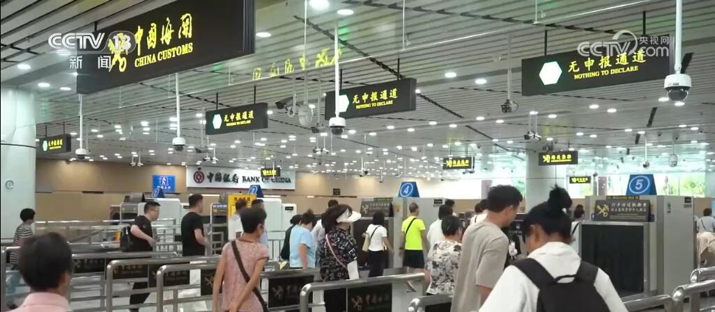 樂開了花，呂迪格參加活動時看到巴薩輸球放聲大笑