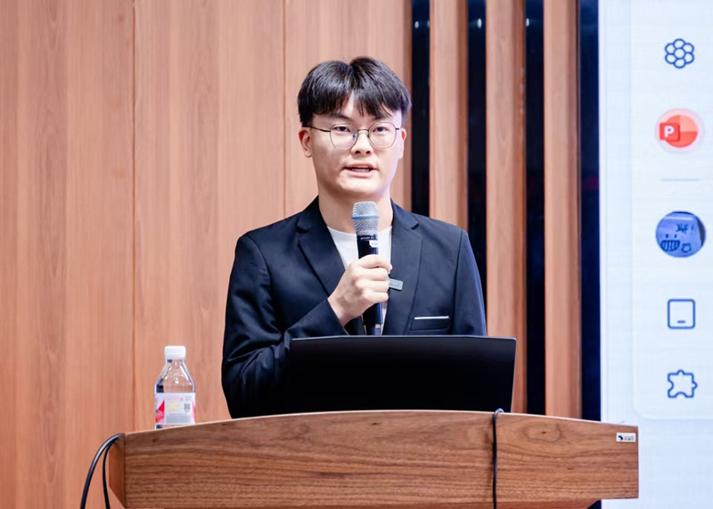 問題出在哪兒內(nèi)維爾：索帥的曼聯(lián)好得多 但自那以后花4.5億了
