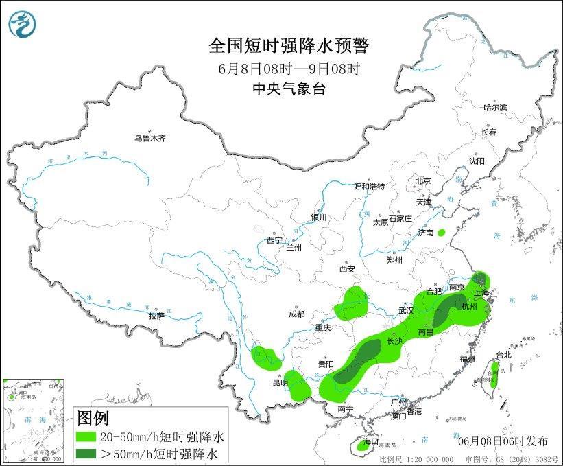 換了個(gè)人恩比德突破撞倒文班 不滿判罰追著噴裁判連吃兩T驅(qū)逐