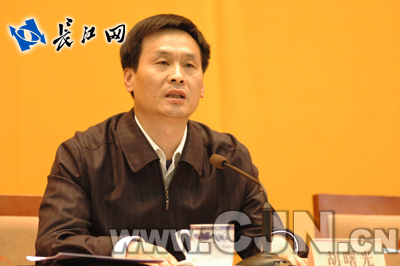 市委副书记胡曙光在会上作重要讲话