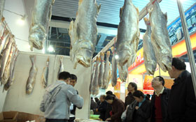 首次来汉销售的黑龙江大马哈鱼