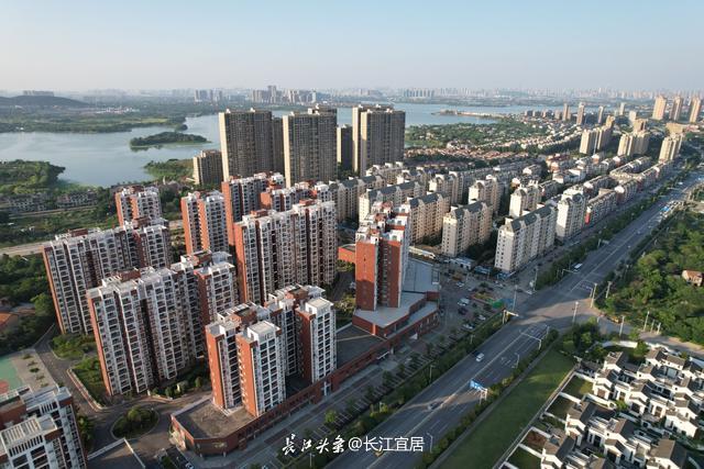 平视世界，中国式现代化更有生命力