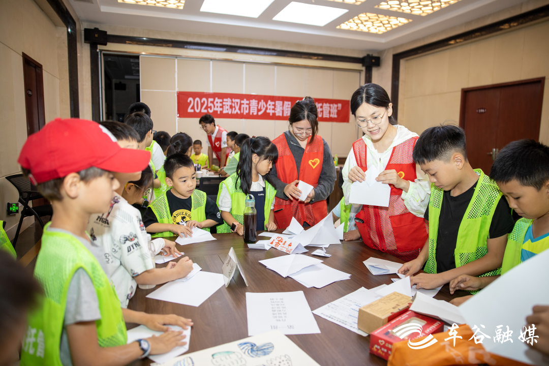 “神兽”有了好“趣”处 团区委在“暑期学堂”花式带娃