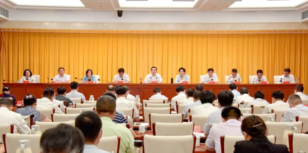 鄂州召开区委书记座谈会 研究部署经济工作