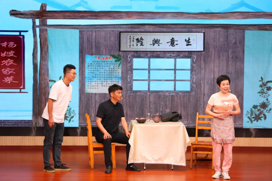 园林街道举办主题文艺汇演 献礼建党104周年