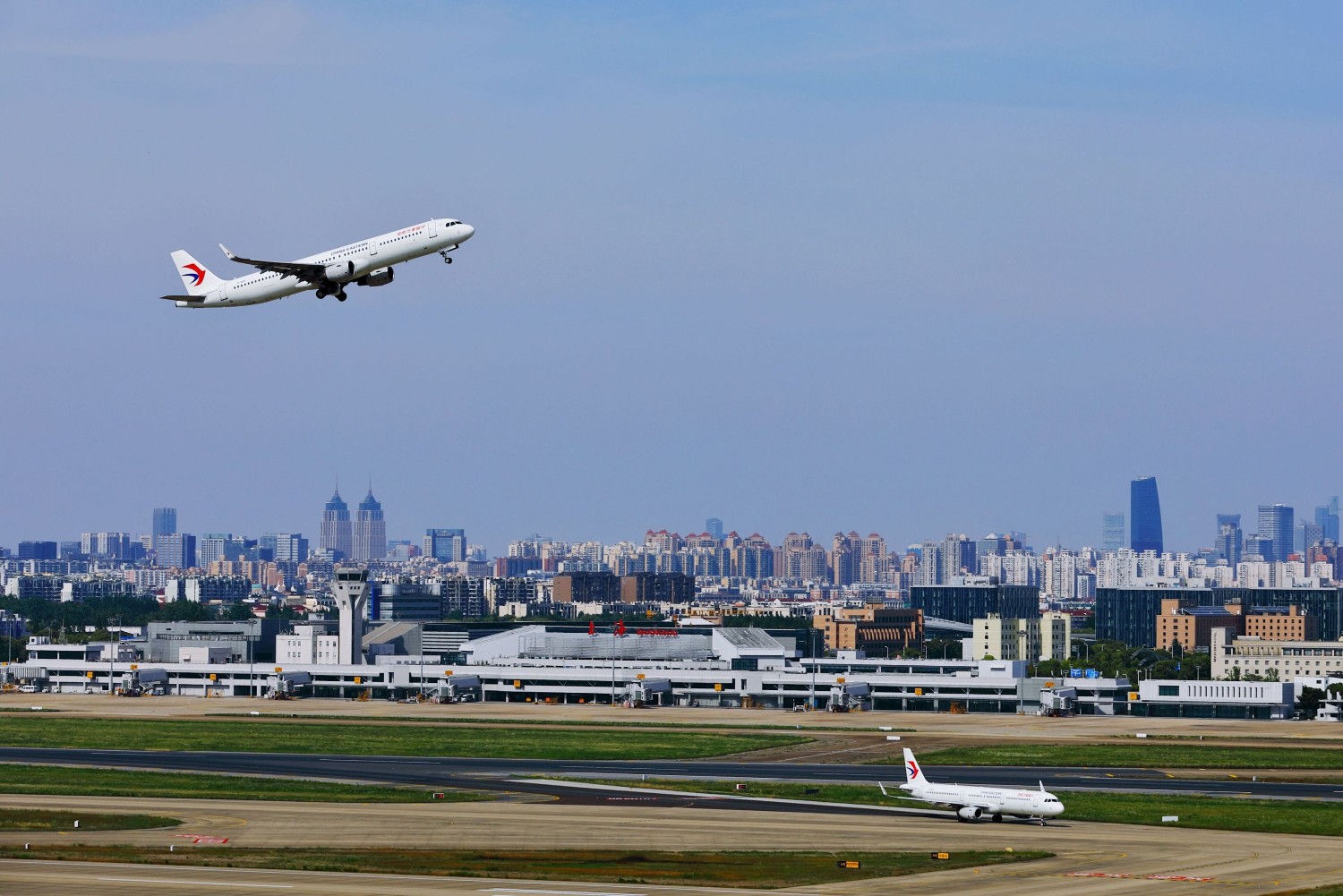 上海航空回应