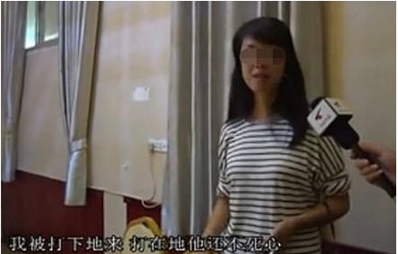 受害女子向当地媒体讲述遭遇。 受害女子向当地媒体讲述遭遇。