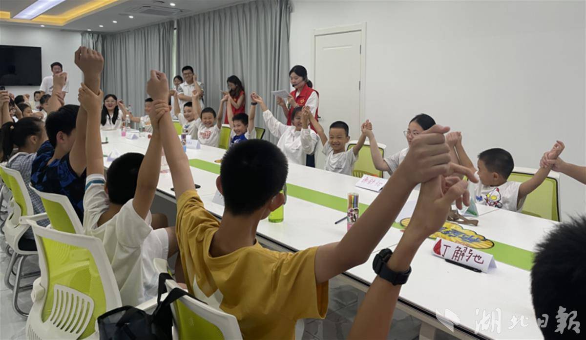 潜江市多形式开展儿童暑期防溺水宣传