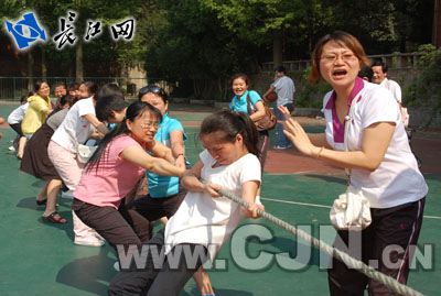 武汉市八运会残疾人乒乓球比赛举行_话题新闻
