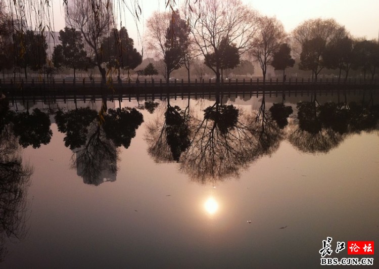 水墨鉴湖美丽如画