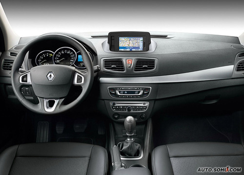 雷诺 Fluence 壁纸 官方 图片
