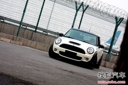 MINI Cooper S超强改装