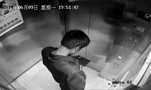 对显示器爱不释手