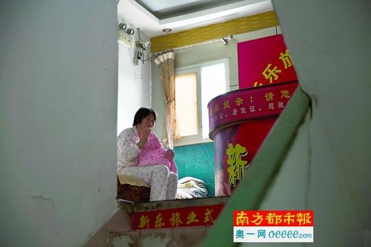 流浪女生子不知父亲是谁 曾为获住处与男人过夜 流浪女生子不知父亲是谁 曾为获住处与男人过夜