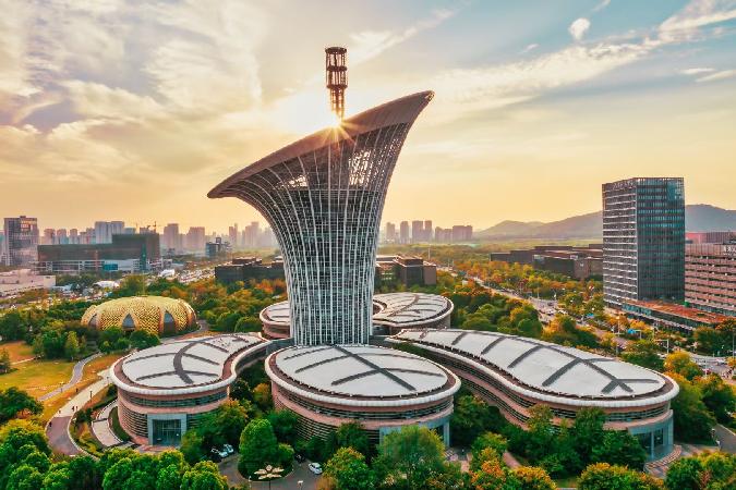 以 “三可” 政策为翼，助力湖北企业数智腾飞丨长江时评