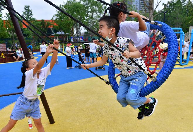 加码幼儿园“去小学化”，把童年还给孩子