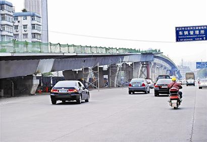 武汉友谊大道高架桥贯通 长444.725米