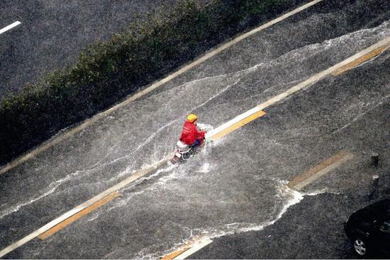 永清街路段渍水