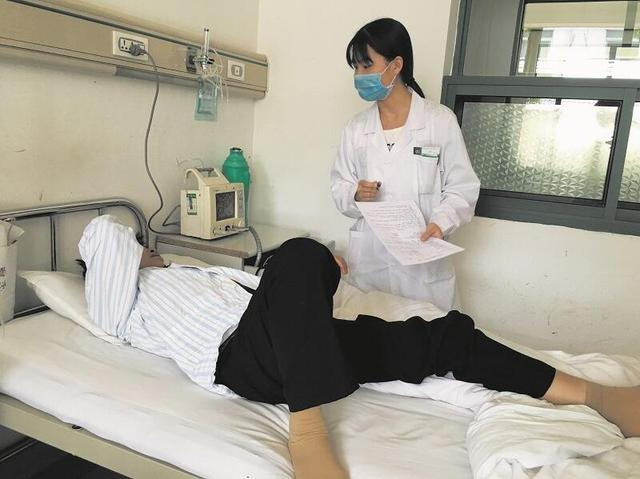 黄陂18名工人食堂吃晚餐中毒 疑有人投毒(图) 黄陂18名工人食堂吃晚餐中毒 疑有人投毒(图)
