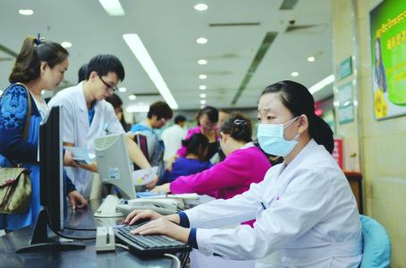 武汉30家医院将升级一单通 刷卡就能看结果