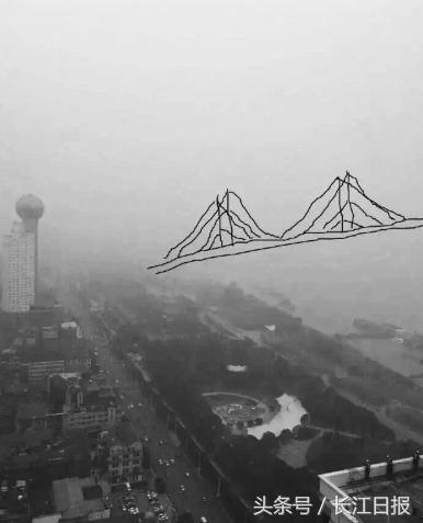 北京的沙尘暴吹到武汉,整个周末都在灰里度过