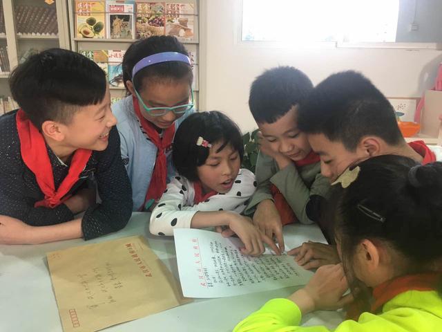 小学生给武汉市长写信建议保护汉江,收到亲笔回信