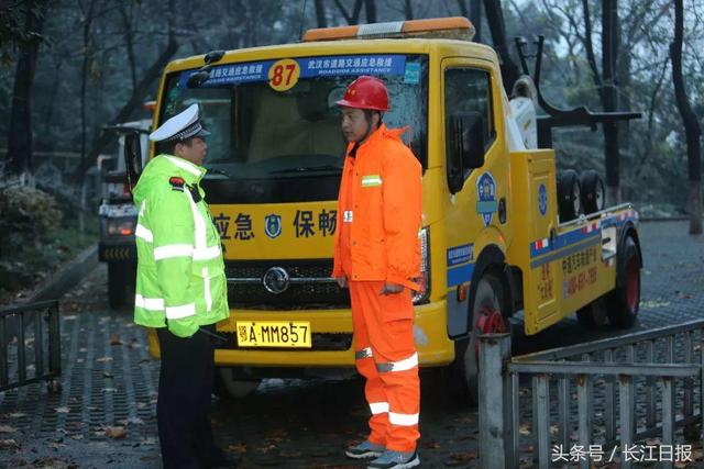 6℃+中雪+6级风！武汉进入超寒模式，中央气象台都捏把汗