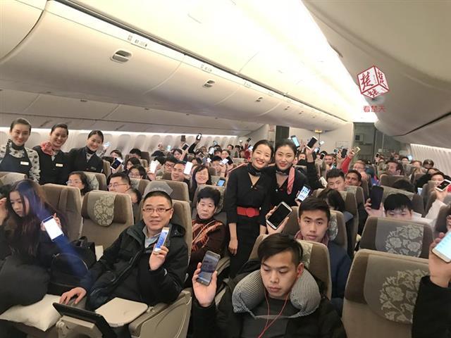 空中连Wi-Fi发朋友圈！东航执飞民航首个全程“空中开机”正式航班