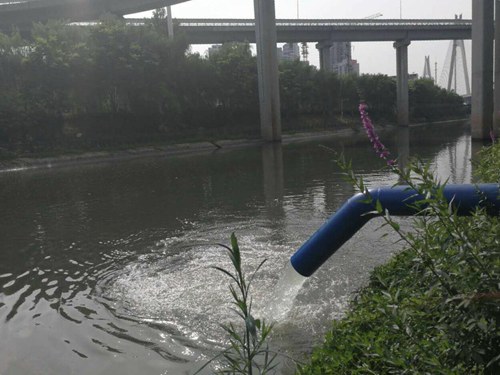 500生態(tài)清淤米高空架管談直連地鐵工地達(dá)成明凈地下水再操縱？武漢管道清洗(圖2)