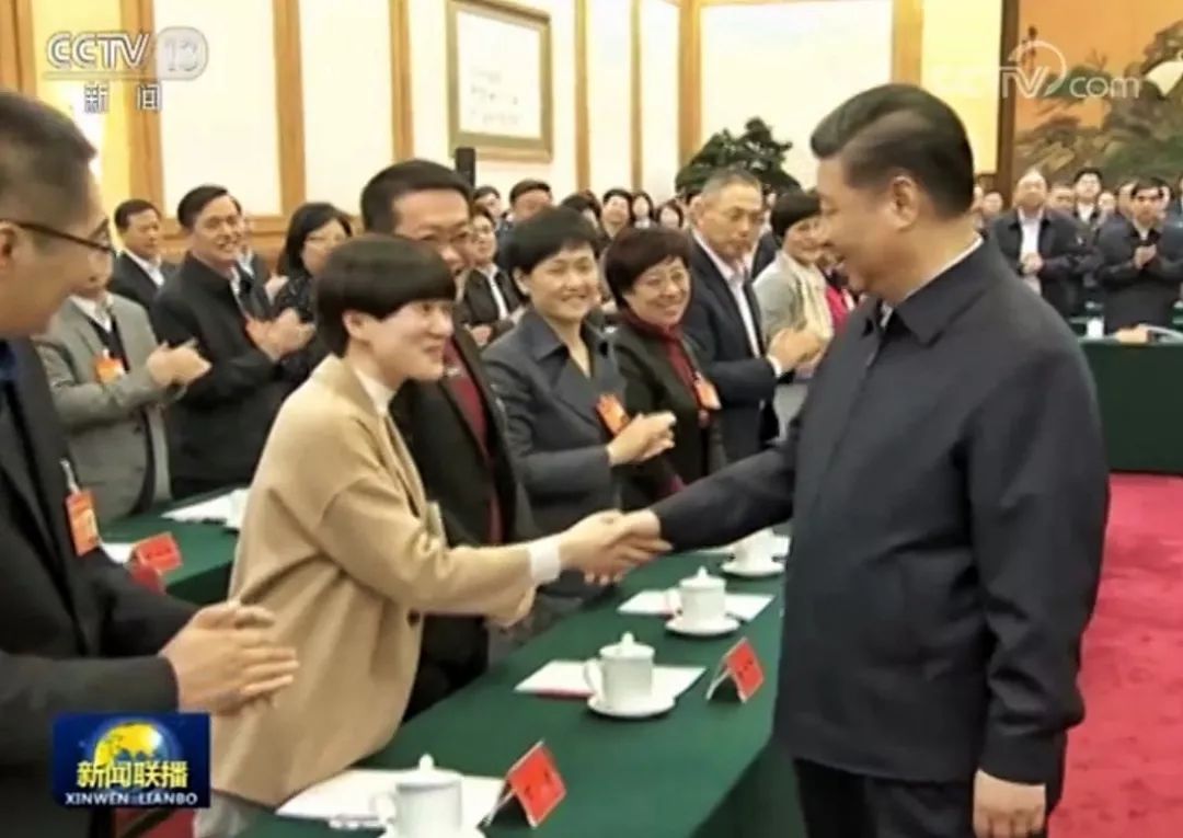 总书记昨天召开座谈会,武汉这两位老师参加会