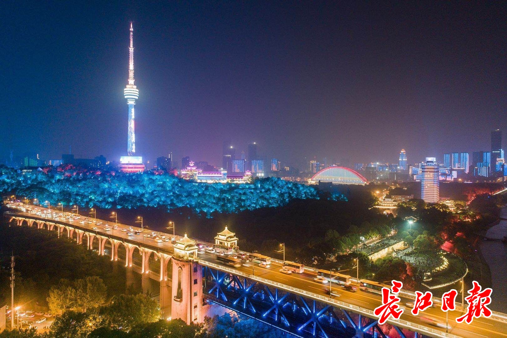 龟山蛇山亮起来，灯具穿“隐形衣”白天不影响景观