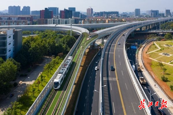 居民出行更方便！武汉光谷这两条“主动脉”通畅了