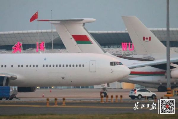 白俄罗斯人口数量2021_白俄罗斯女人图片(3)