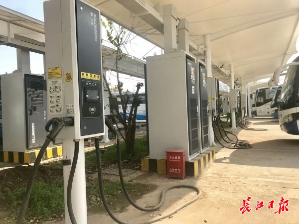 武汉新增411个快速充电桩，分布于这些地方