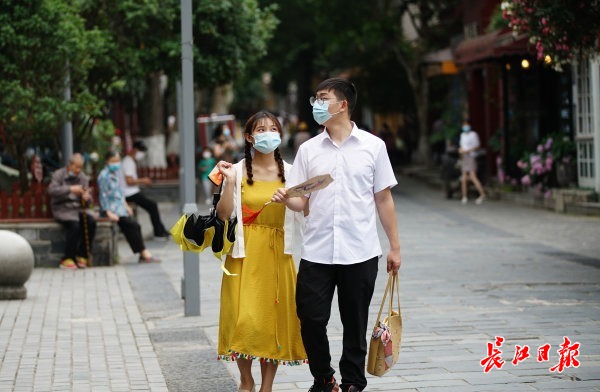 点击查看高清原图 点击查看高清原图