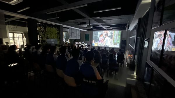 首部反映武汉学生社团活动电影“试映”，将在院线上映