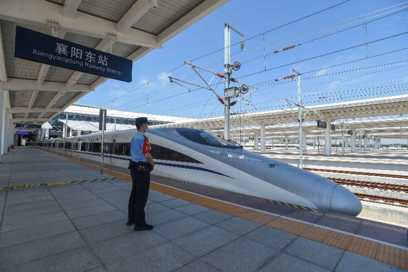襄阳新增至深圳高铁列车,全程7小时20分