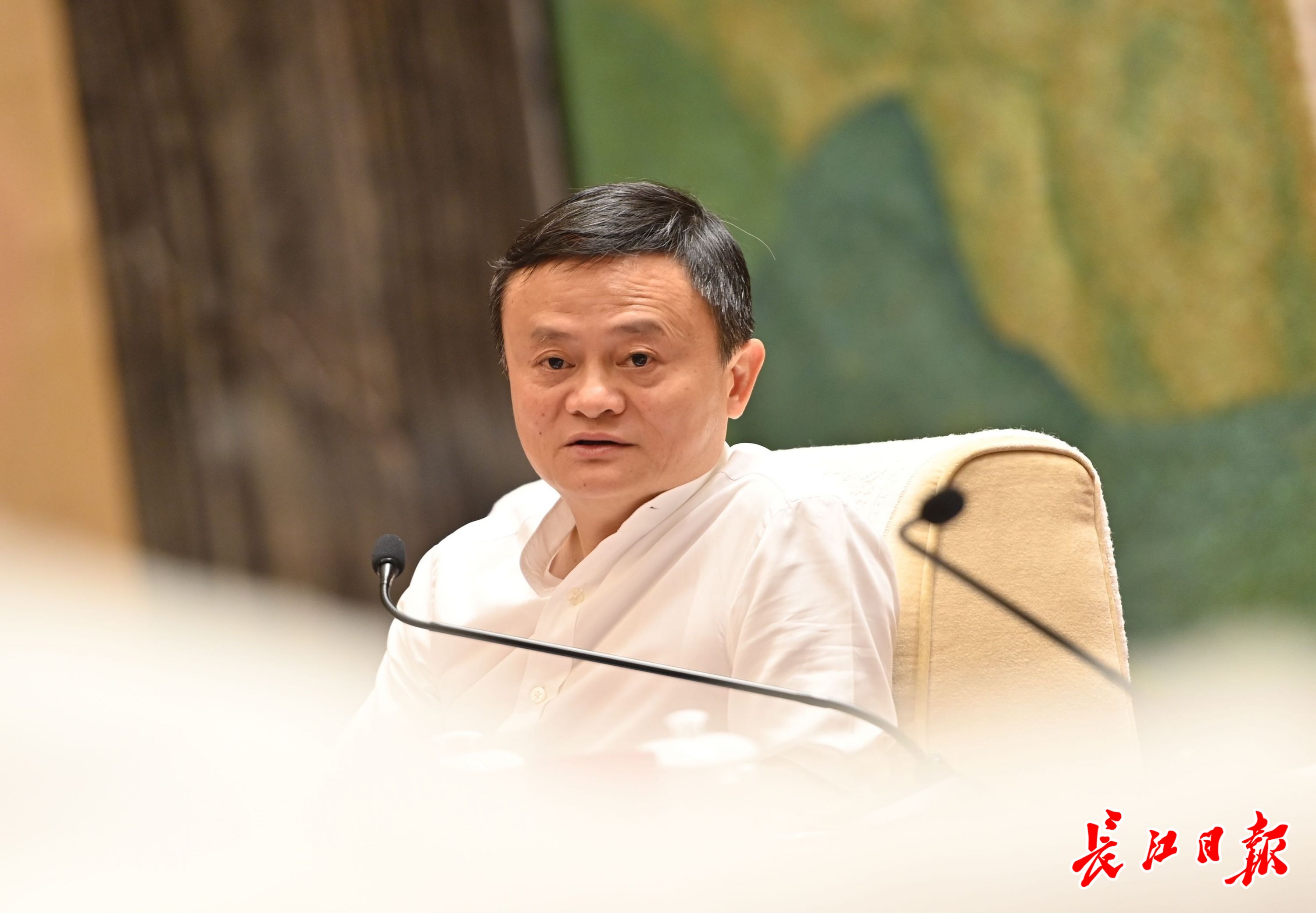 马云:逛了逛武汉的夜市,在这座城市里看到希望