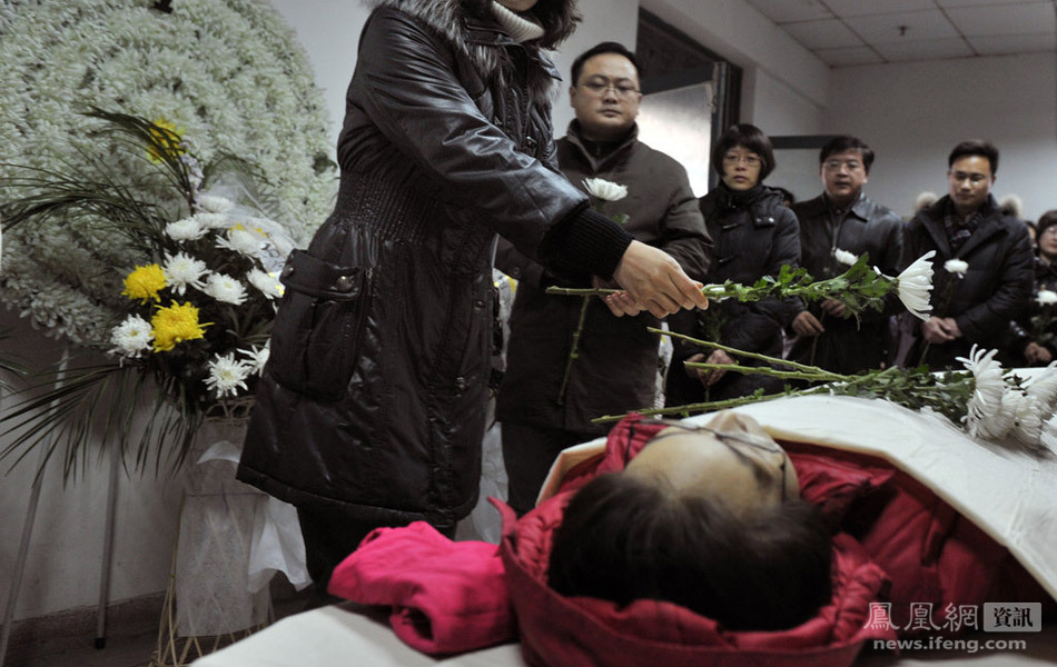 南京一大学女生捐遗体给母校做科研