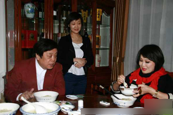 赵忠祥5亿元私人会所内招待靳羽西[图集]