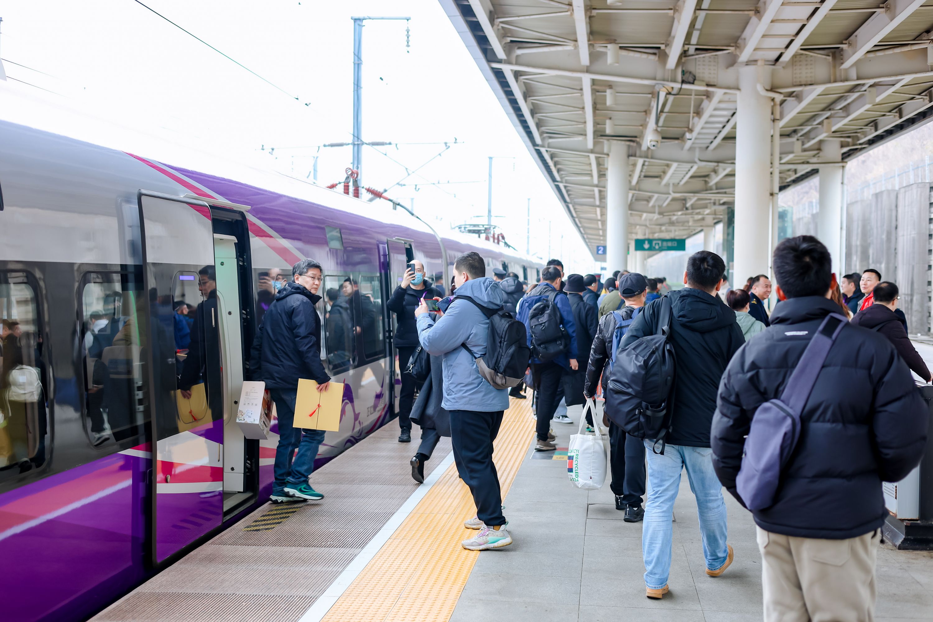 武汉地铁延伸都市圈，城际铁路半小时直达