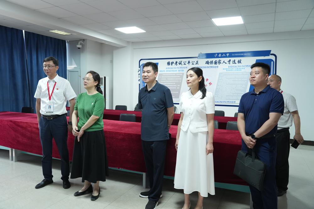 刘著带队到泸县调研督导高考准备工作