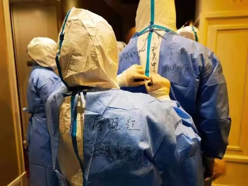 援沪手记丨白衣下的守“沪”者_要闻_新闻中心_长江网_cjn.cn