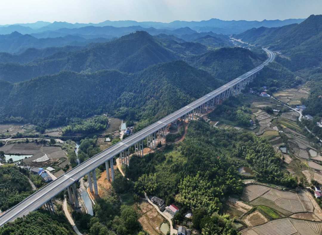 湖南5条高速公路建成通车！