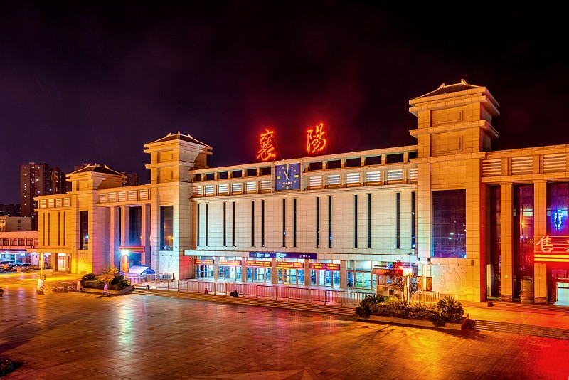 襄阳火车站夜景图片图片