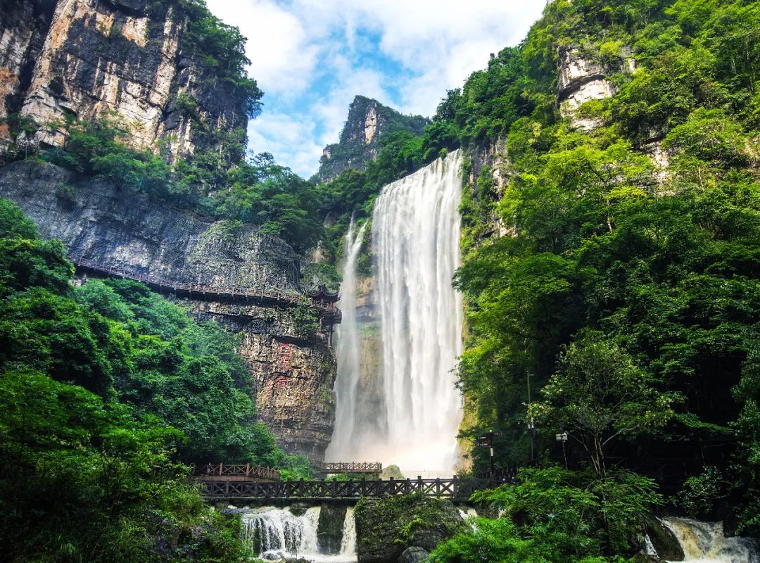 喜报0202宜昌三峡大瀑布旅游区获评国家5a级旅游景区