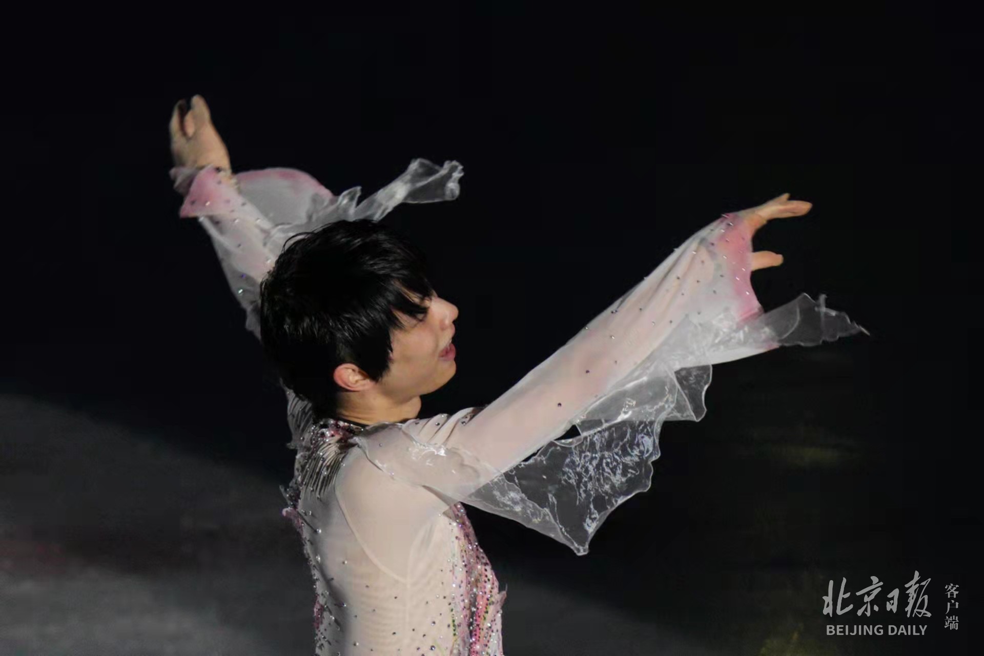 冰場上櫻花開了羽生結弦將春天帶上冰場