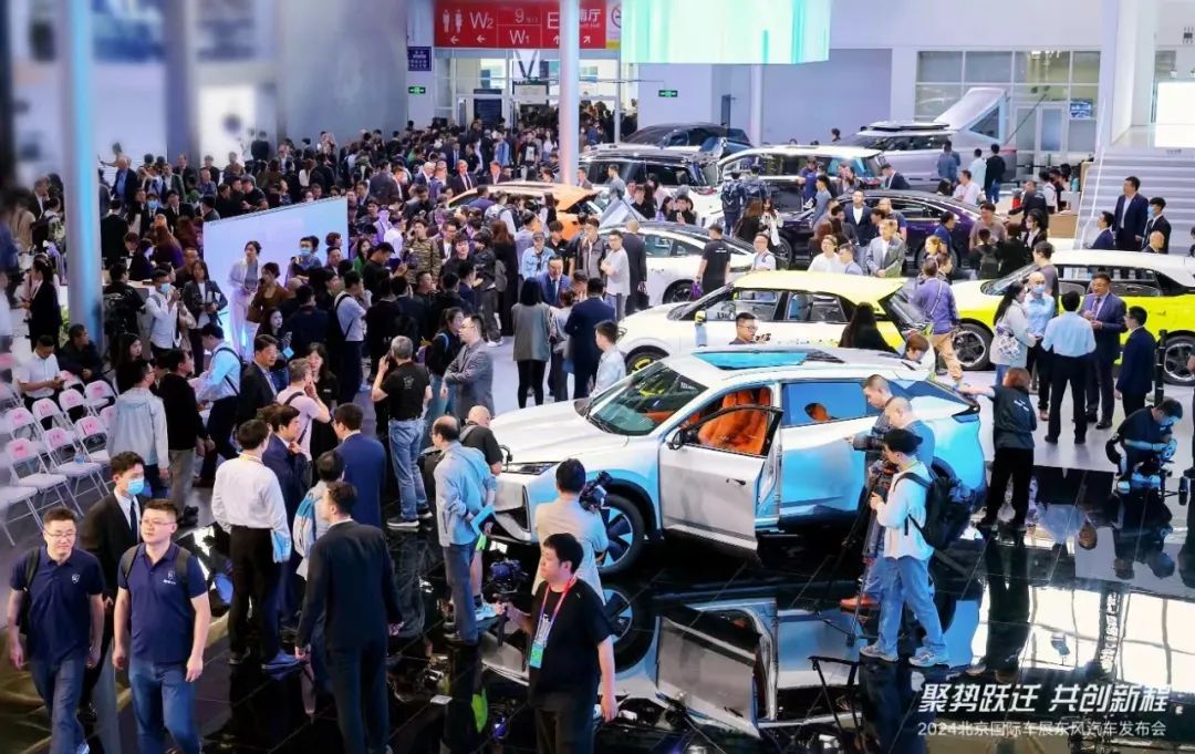 东风公司硬核技术和产品组团亮相北京国际车展