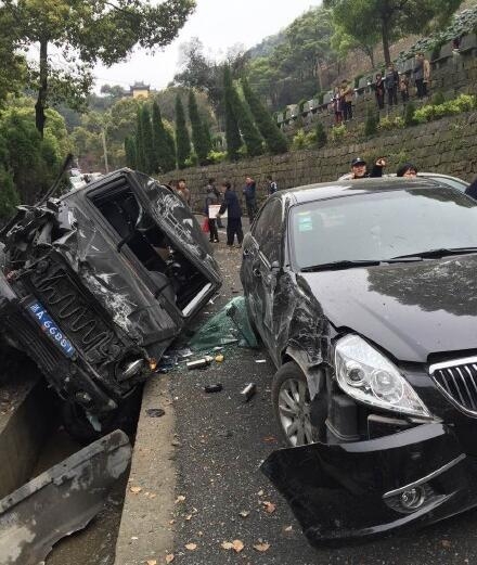 9月杭州车祸致死图片